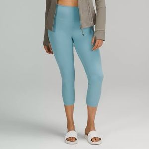 lululemon Align ™ HR
Crop 21"